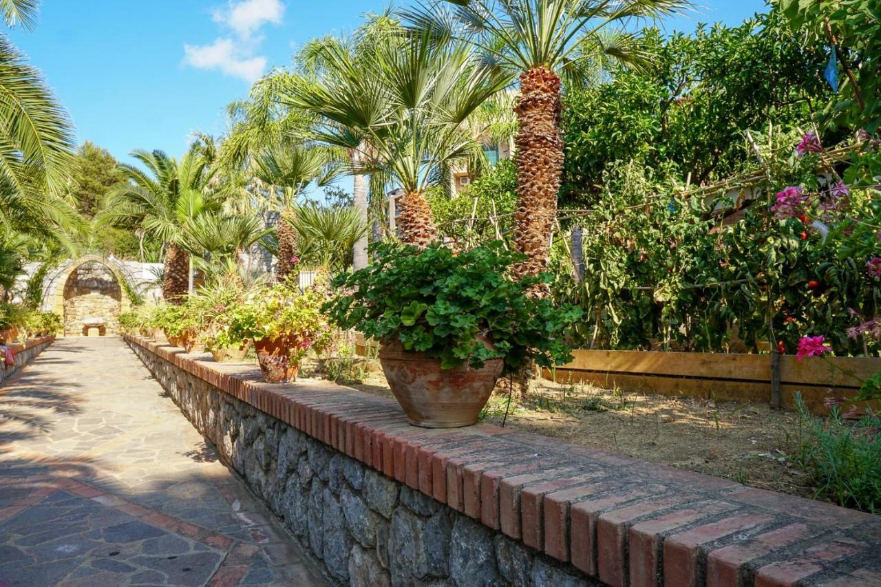 Villa Caterina - Solemar Sicilia Cefalù Buitenkant foto